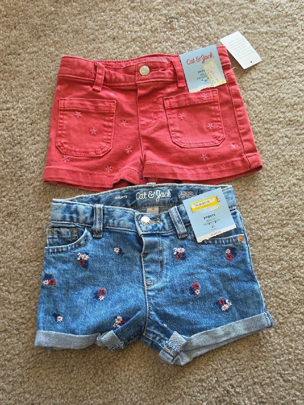 Cat & Jack Red Star Embroidered Girls' Shorts + Denim Floral Rolled-Hem Size 3T